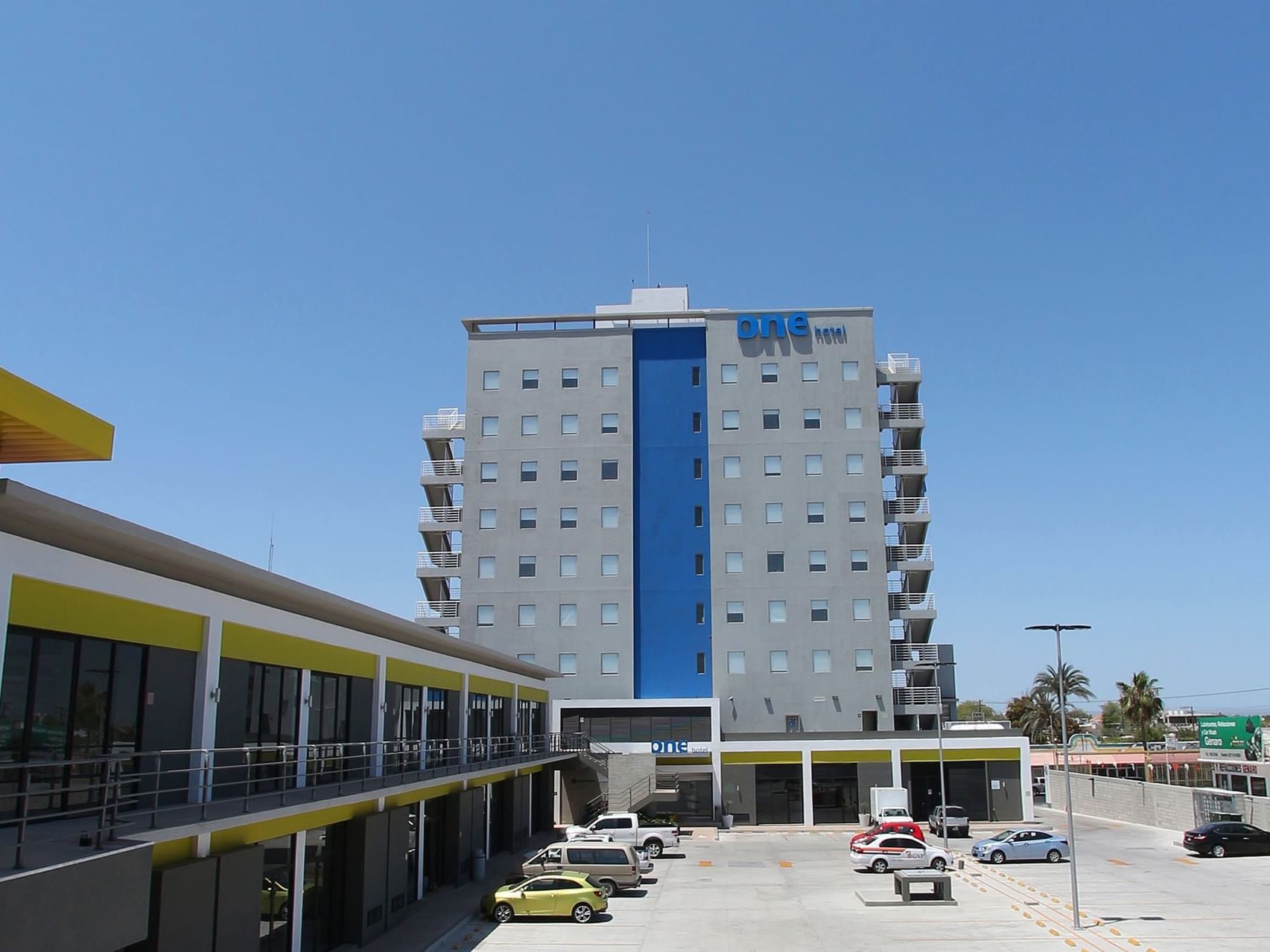 One La Paz